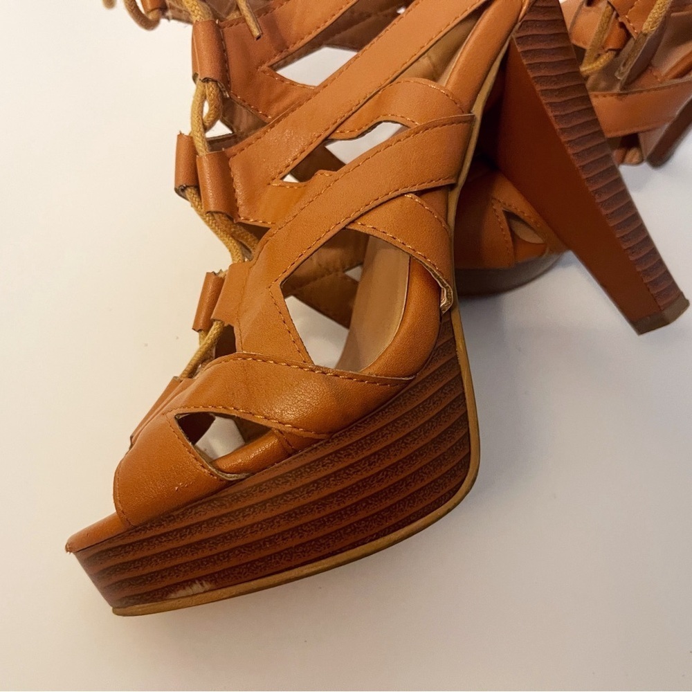 TOP Moda Tan Strappy Heels - Picture 13 of 14